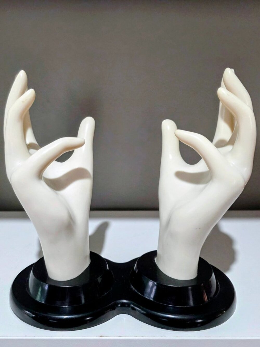Vintage 1990 E & B Giftware Double Hand Jewelry Display Stand